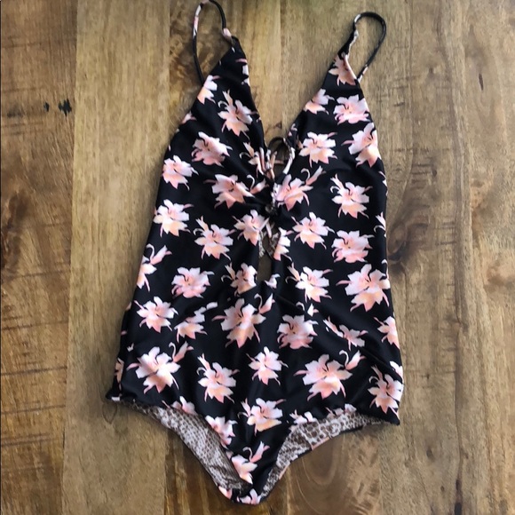 acacia swimwear Other - Acacia Kokomo one piece In Aloha. Size med